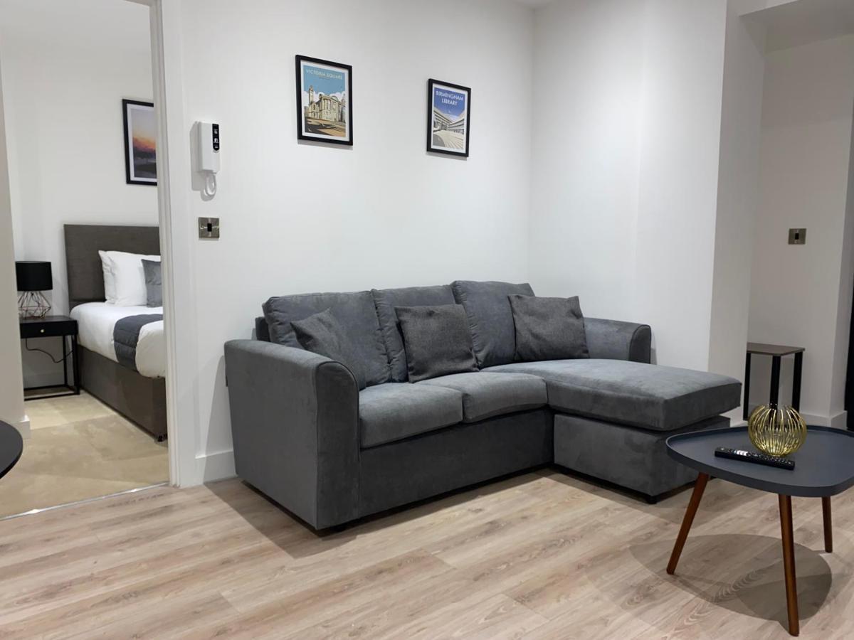 Roomotel - Broadoaks Apartments Solihull Eksteriør billede