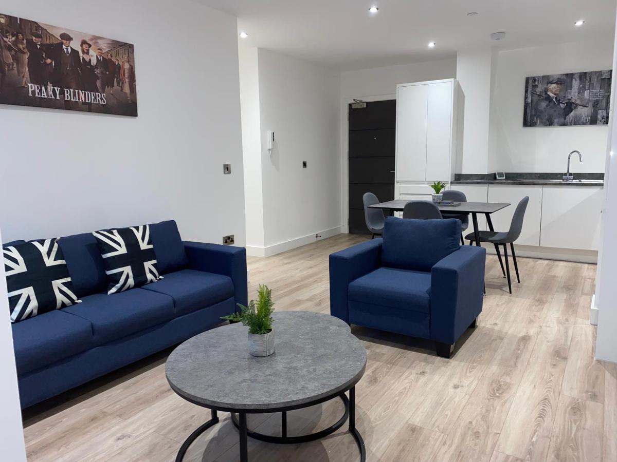 Roomotel - Broadoaks Apartments Solihull Eksteriør billede